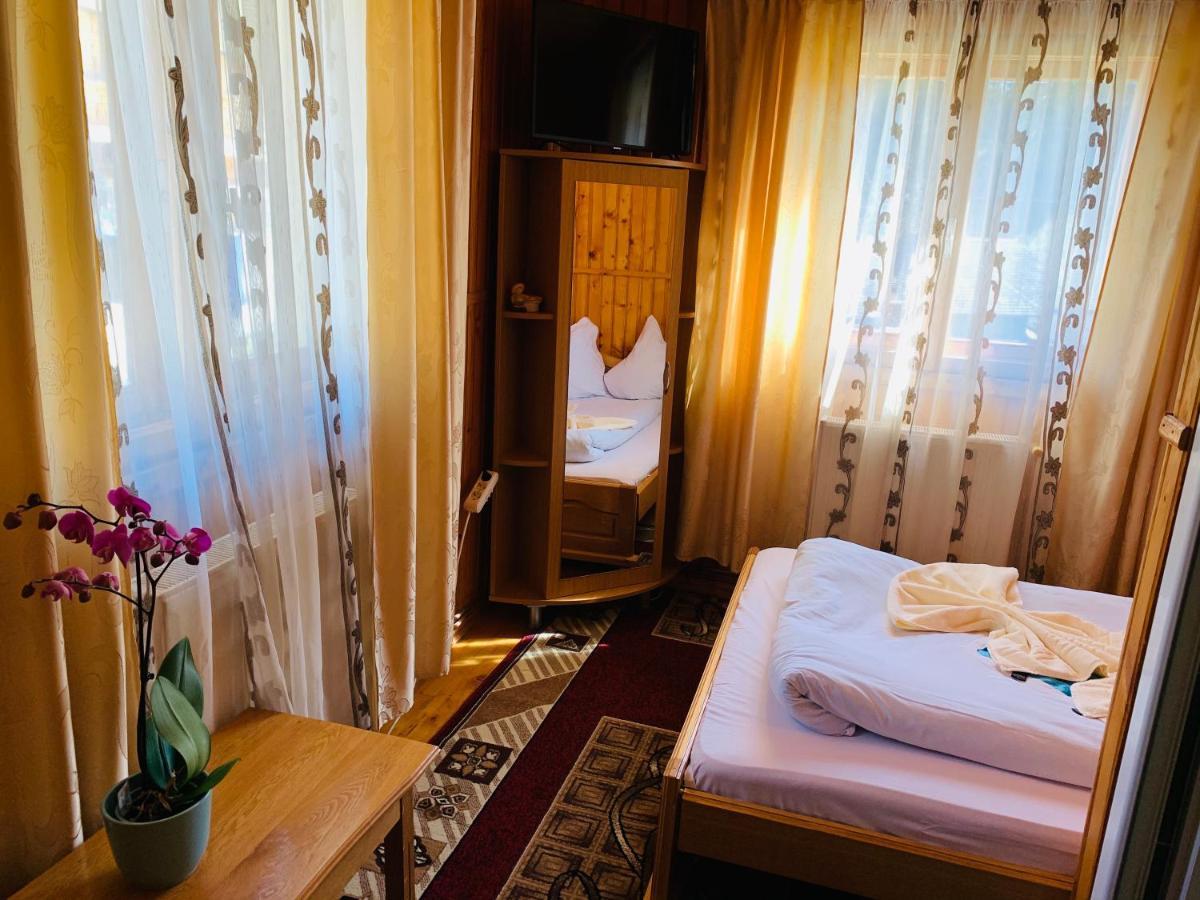 Casa Andu Hotel Dîmbovicioara Kültér fotó