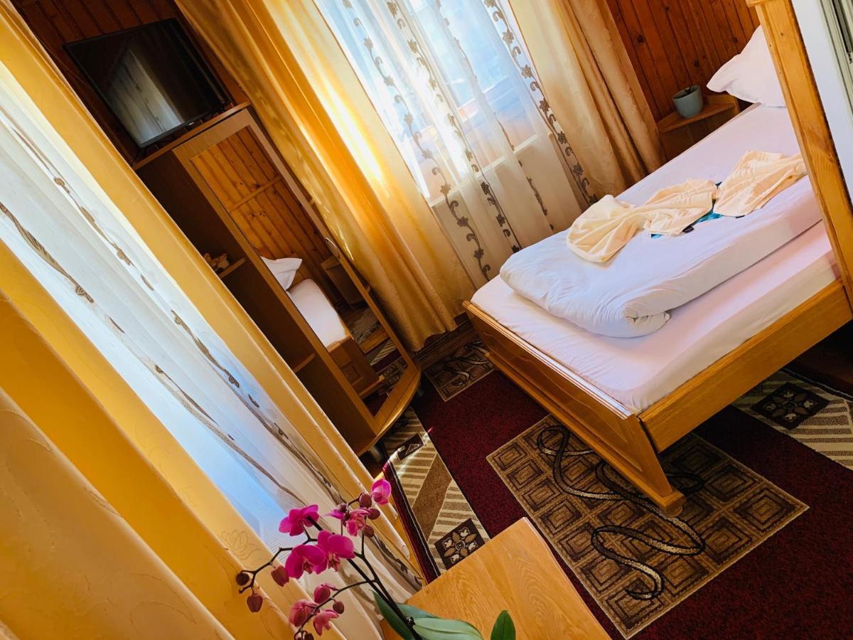 Casa Andu Hotel Dîmbovicioara Kültér fotó